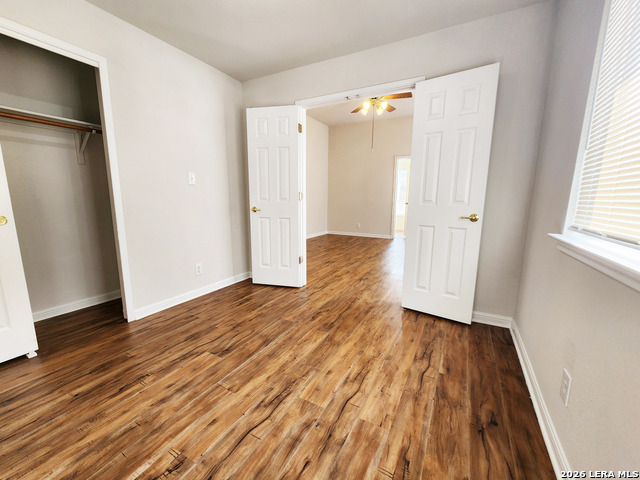 Image 10 of 38 For 8422 Whitebrush