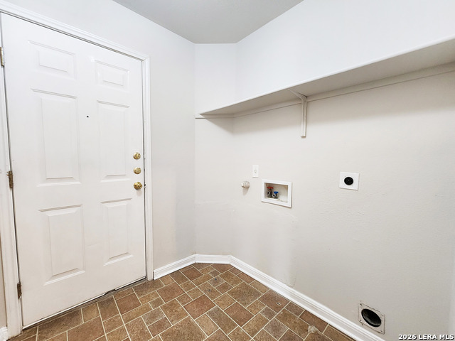 Image 18 of 38 For 8422 Whitebrush