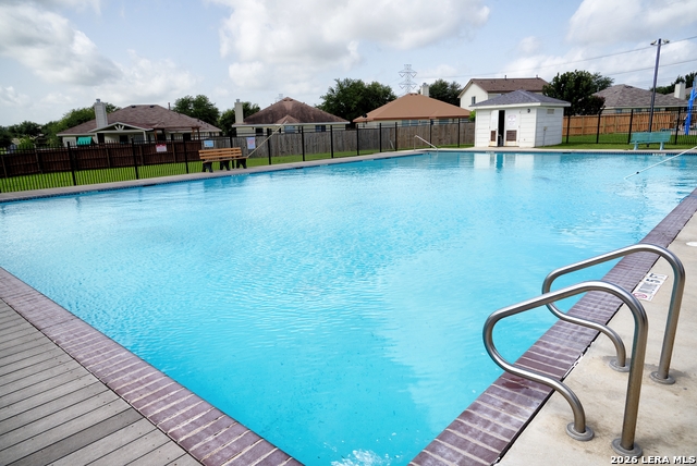 Image 19 of 38 For 8422 Whitebrush