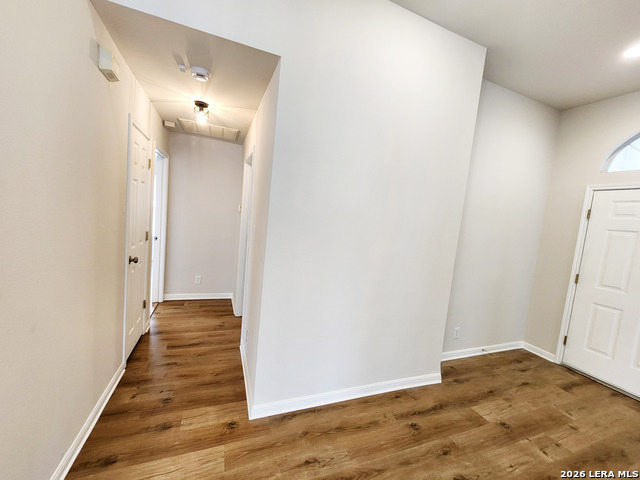 Image 8 of 38 For 8422 Whitebrush