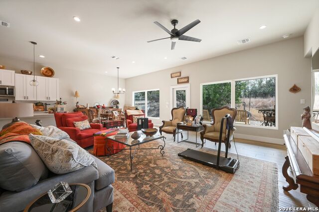 Image 3 of 19 For 135 Pat Dolan