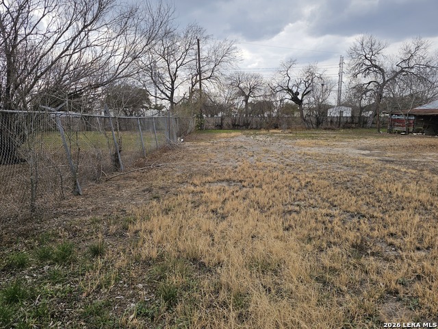 Image 3 of 7 For 7519 Shetland Dr