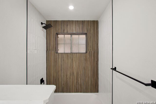 Image 15 of 24 For 8403 Brixton