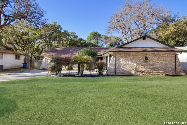 Image 2 of 24 For 8403 Brixton