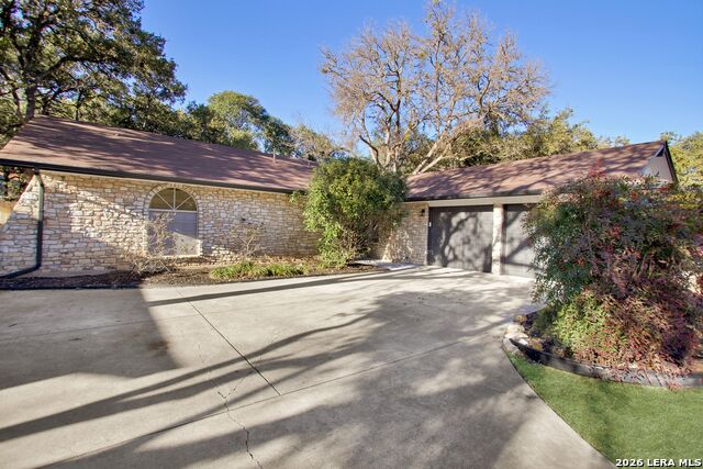 Image 3 of 24 For 8403 Brixton