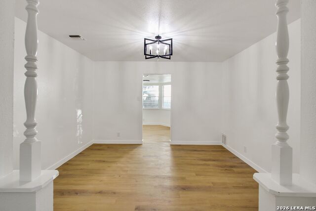 Image 6 of 24 For 8403 Brixton