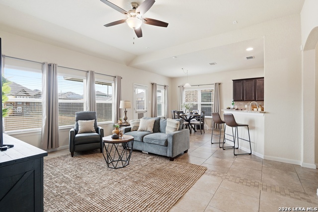 Image 13 of 36 For 4422 Loring Park