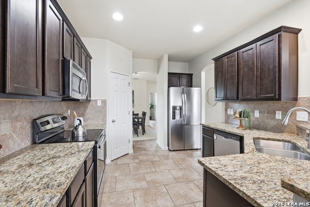 Image 8 of 36 For 4422 Loring Park