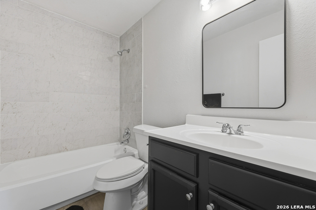 Image 22 of 24 For 9455 Greens Pt