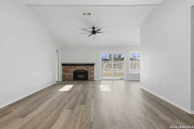 Image 5 of 24 For 9455 Greens Pt