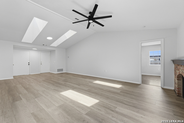 Image 8 of 24 For 9455 Greens Pt