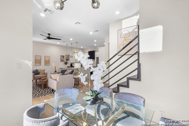 Image 6 of 28 For 1021 Hackberry S 201