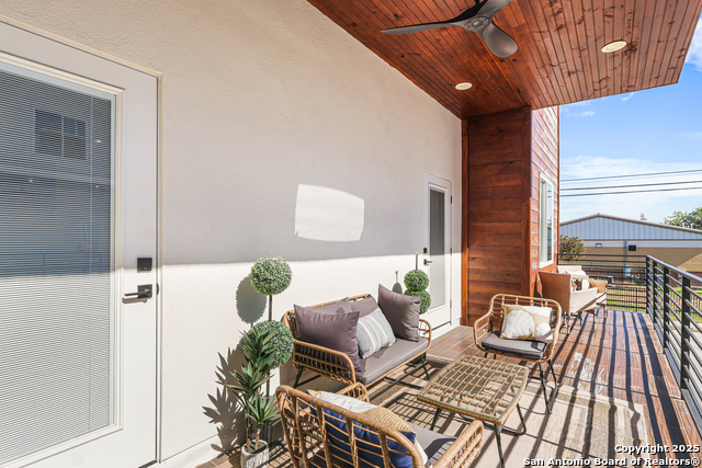 Image 8 of 28 For 1021 Hackberry S 201