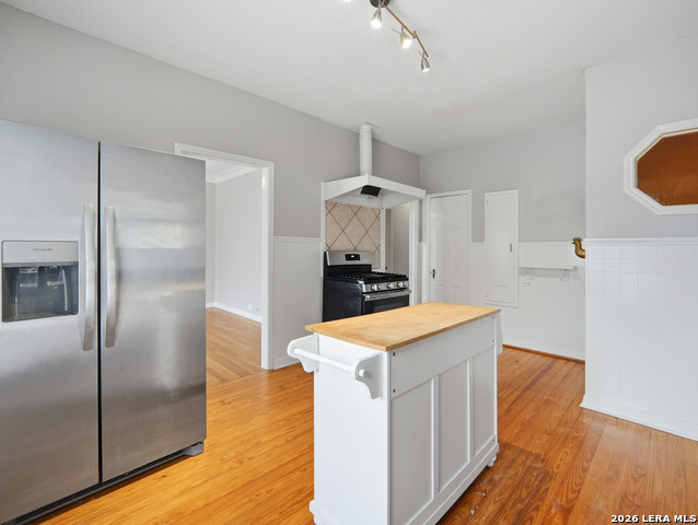 Image 12 of 41 For 336 North  