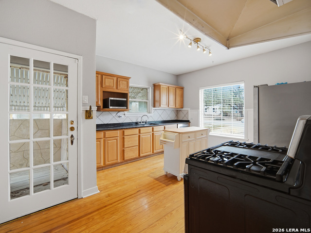 Image 13 of 41 For 336 North  