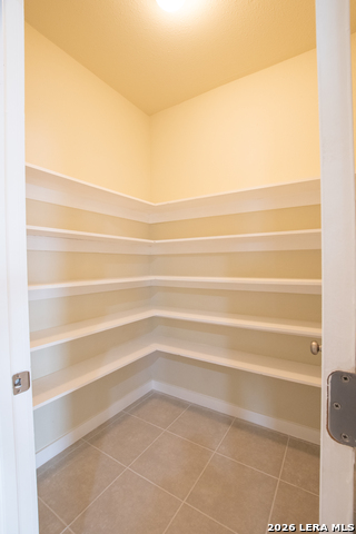 Image 17 of 28 For 2621 Pahmeyer