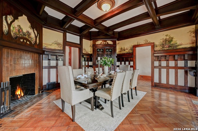 Image 19 of 50 For 109 Woodlawn E