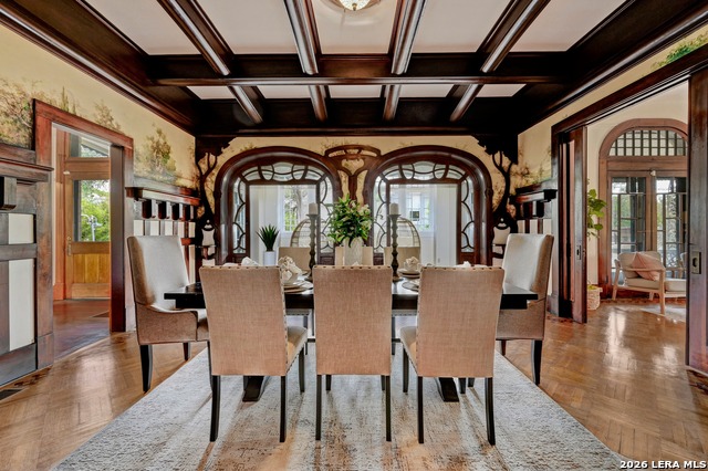 Image 21 of 50 For 109 Woodlawn E