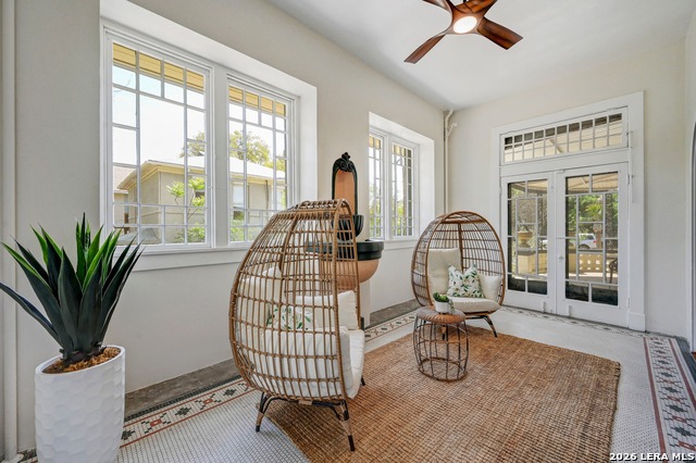 Image 24 of 50 For 109 Woodlawn E