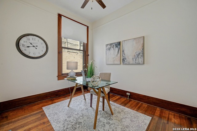 Image 31 of 50 For 109 Woodlawn E