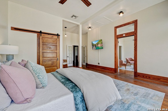 Image 35 of 50 For 109 Woodlawn E