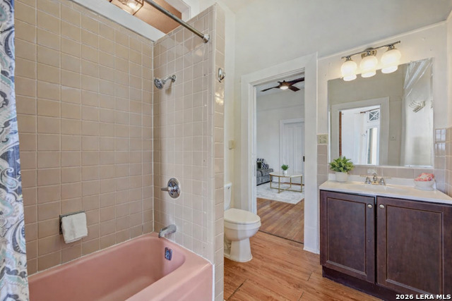 Image 40 of 50 For 109 Woodlawn E