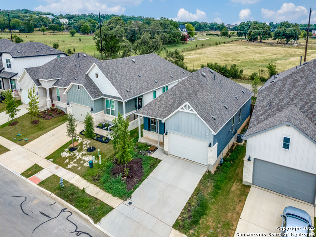 Listing photo id 22 for 177 Acorn  