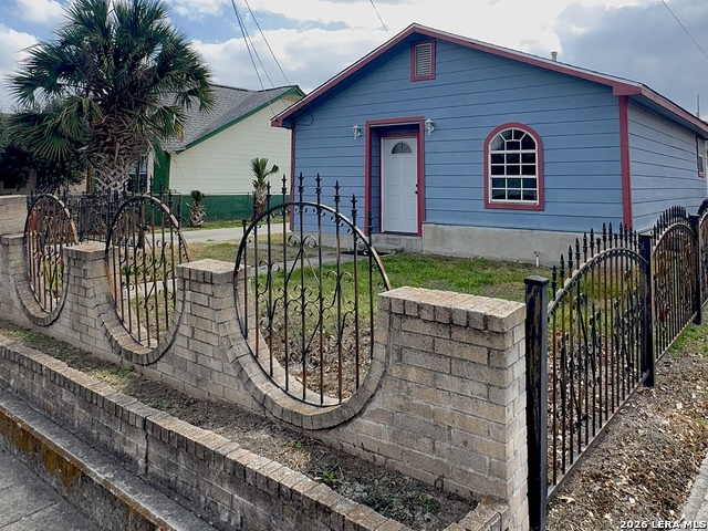 Image 5 of 15 For 2906 W Poplar St