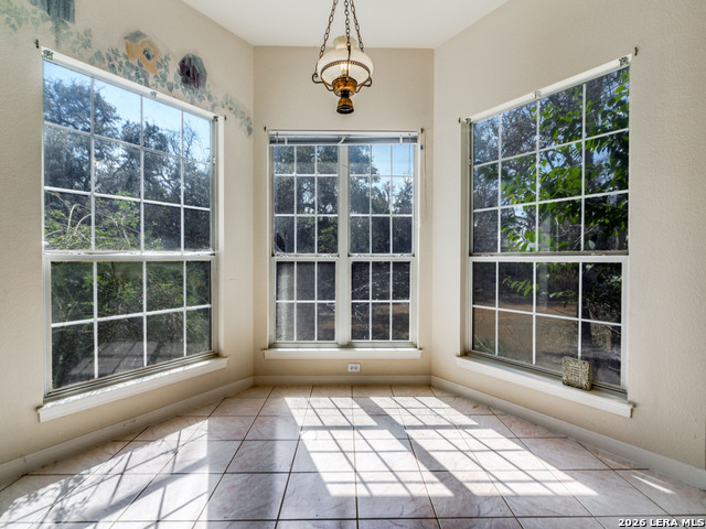 Image 11 of 25 For 206 Mesquite Trl