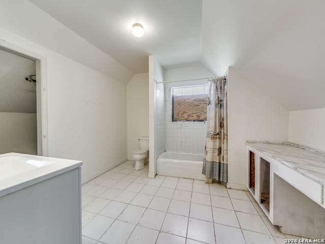 Image 18 of 25 For 206 Mesquite Trl