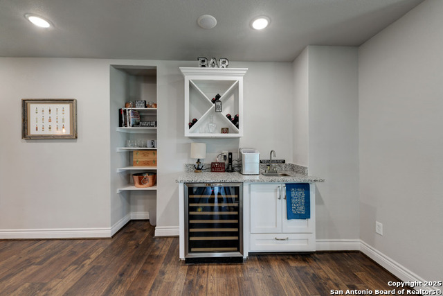 Image 17 of 36 For 624 Highland