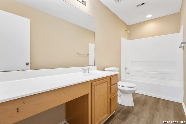 Image 23 of 42 For 10707 Terrace Crest