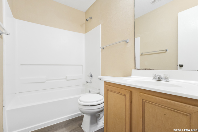 Image 30 of 42 For 10707 Terrace Crest