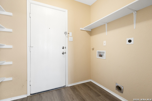 Image 32 of 42 For 10707 Terrace Crest