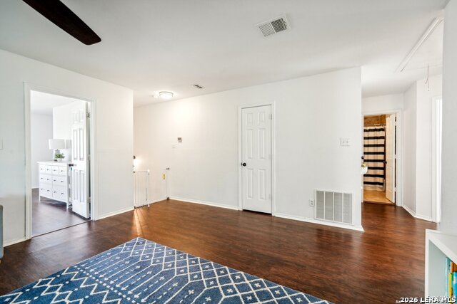 Image 31 of 40 For 39 Longleaf Coral