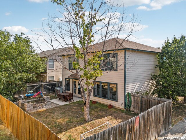 Image 34 of 40 For 39 Longleaf Coral