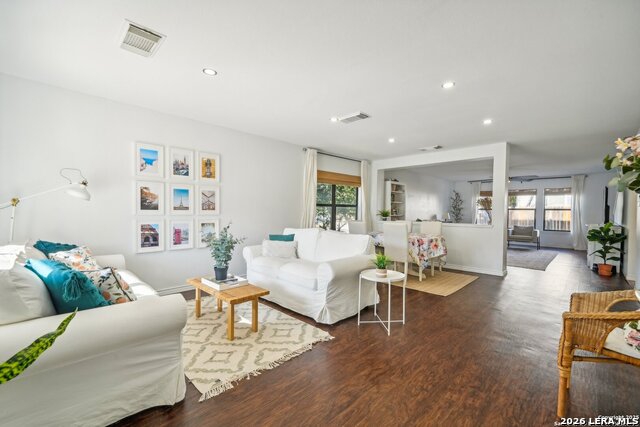 Image 5 of 40 For 39 Longleaf Coral