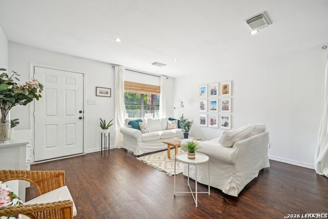 Image 6 of 40 For 39 Longleaf Coral