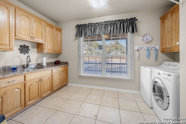 Image 19 of 50 For 765 Loop 1604 E