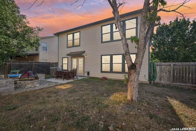 Image 32 of 39 For 39 Longleaf Coral