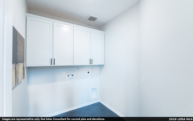 Image 8 of 16 For 17414 Yellow Pine Dr