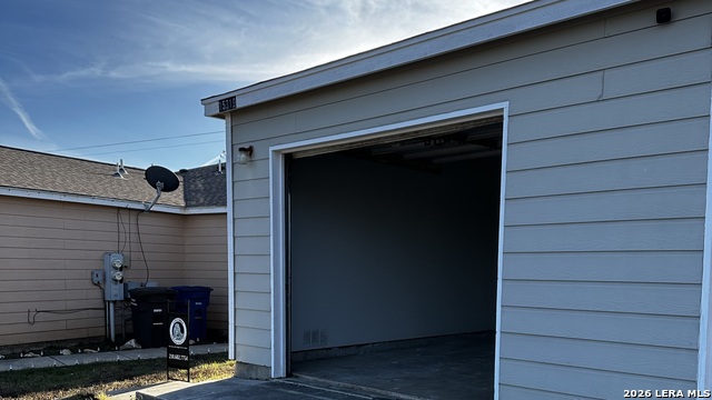 Image 2 of 13 For 15319 Kamary