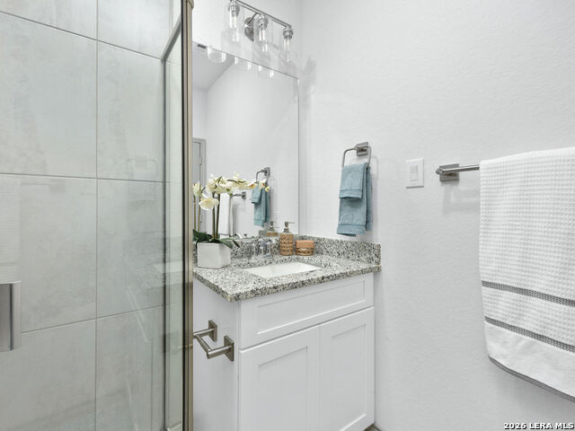 Image 12 of 12 For 310 Evergreen St W 113