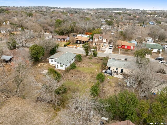 Image 7 of 9 For 250 Havana Dr