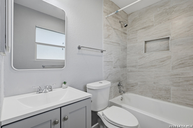 Image 15 of 25 For 5122 Binz Engleman Rd