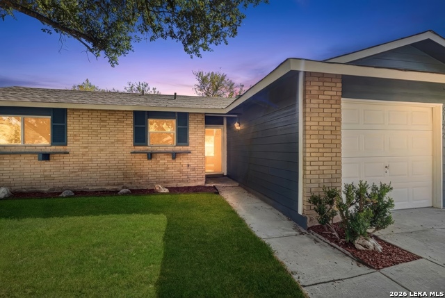 Image 2 of 25 For 5122 Binz Engleman Rd