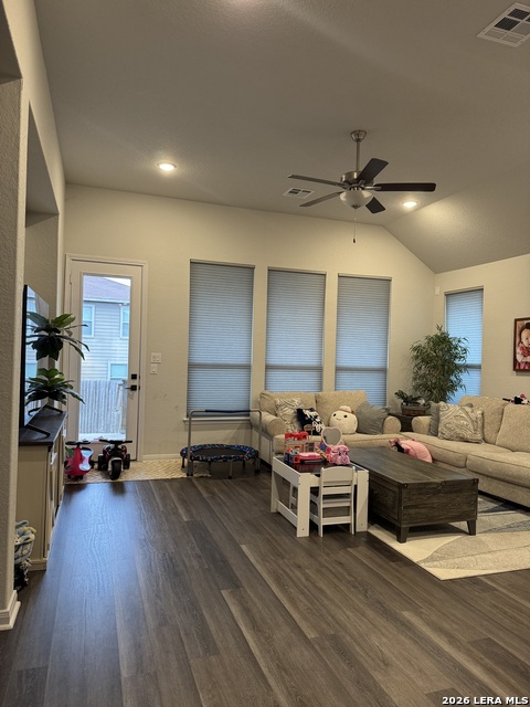 Image 9 of 35 For 3969 Legend Woods