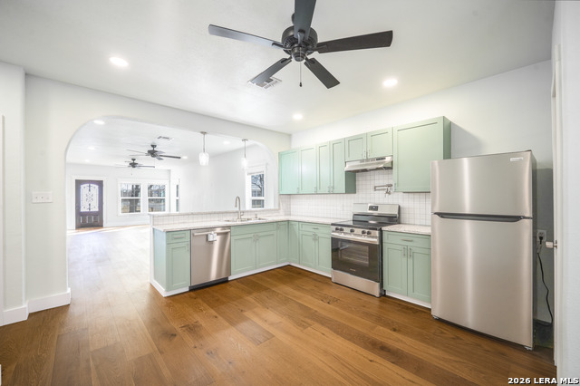 Image 7 of 19 For 710 20th Street