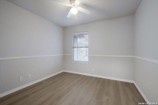 Image 16 of 22 For 834 Quitman Oak