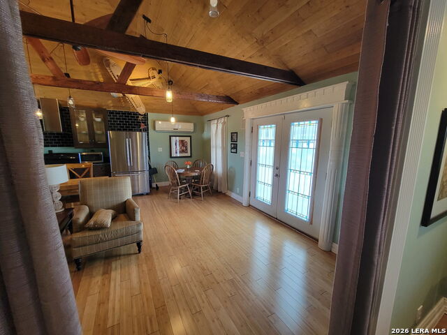 Image 14 of 57 For 3221 Flores N